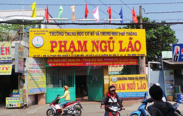 Trường THPT DL Phạm Ngũ Lão cơ sở Gò Vấp (TP.HCM) nơi học sinh Nguyễn Thị Tuyết Linh lớp  11A1 vì không tham gia văn nghệ.