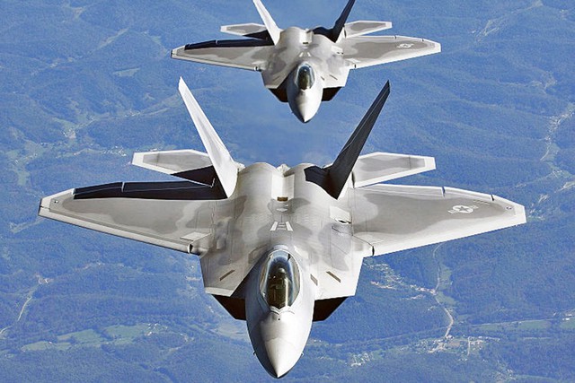 F-22 Raptor của Mỹ có thể là tiêm kích đáng sợ nhất thế giới hiện nay.