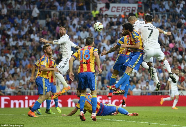 May mắn cho Real Madrid khi Pepe đã đánh đầu ghi bàn rút ngắn tỉ số để xốc lại tinh thần cho toàn đội.