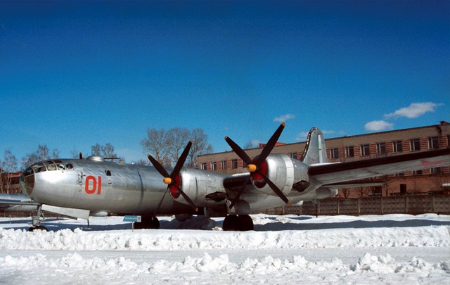 Tu-4A là máy bay đâu tiên ném vũ khí hạt nhân. Trong Ảnh là chiếc Tu-4 tại Bảo tàng Không quân tại sân bay Monino, cách Moscow 40km về phía đông.