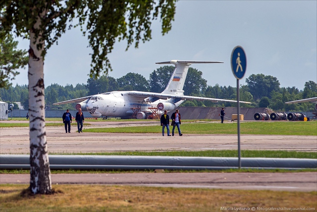 
Những chiếc IL-76 từ khi hạ cánh xuống nhà máy đến khi được xuất xưởng trở lại sẽ mất khoảng 5 tháng.
