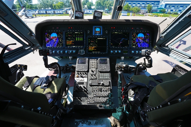
Cabin điều khiển hiện đại của Mi-8ATMSh-VA
