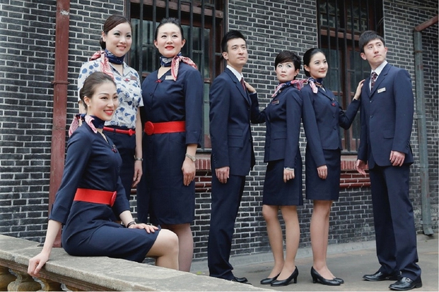 15 đồng phục tiếp viên hàng không đẹp nhất thế giới 31