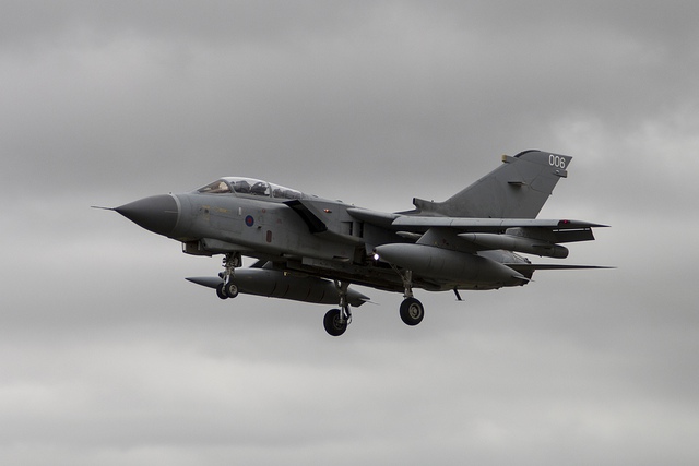 Máy bay Tornado GR.4 của Không quân Hoàng gia Anh.