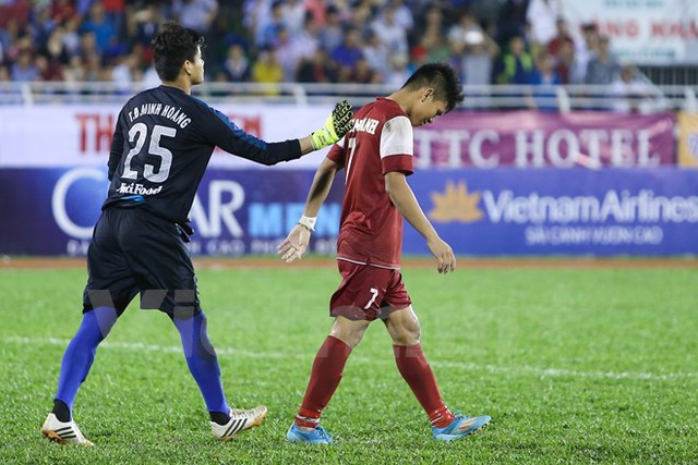 Xuân Mạnh - cầu thủ đã có 4 bàn tại giải năm nay, tân binh của U23 Việt Nam, sút hỏng 11m.
