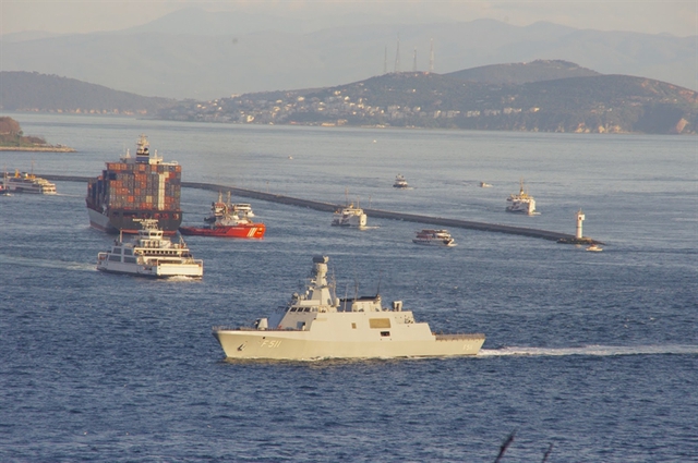 
Sáu tàu hộ tống trong biên chế Hải quân Thổ Nhĩ Kỳ là các tàu hộ tống cũ của Pháp và 2 tàu hộ tống kiểu MILGEM do Thổ Nhĩ Kỳ tự sản xuất (theo kế hoạch sẽ đóng thêm 8 tàu mới kiểu này).
