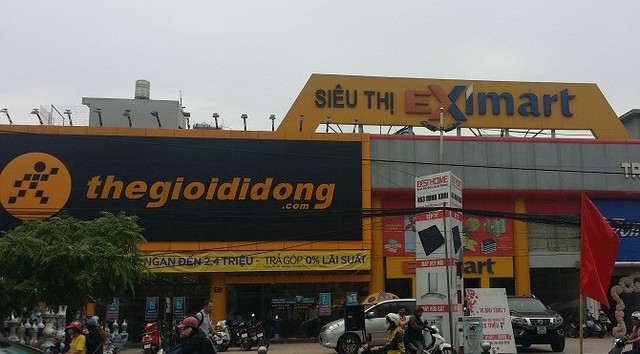 và một siêu thị đặt tại địa chỉ 463 Minh Khai