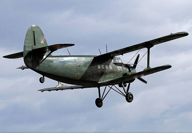 Theo nguồn tin tình báo Hàn Quốc, hiện tại Triều Tiên đang sở hữu khoảng 300 chiếc An-2. Máy bay An-2 là sản phẩm của cục thiết kế Antonov (Liên Xô) nghiên cứu phát triển và sản xuất từ giữa những năm 1940. Tháng 8/1947, mẫu thử An-2 thực hiện chuyến bay đầu tiên thành công.