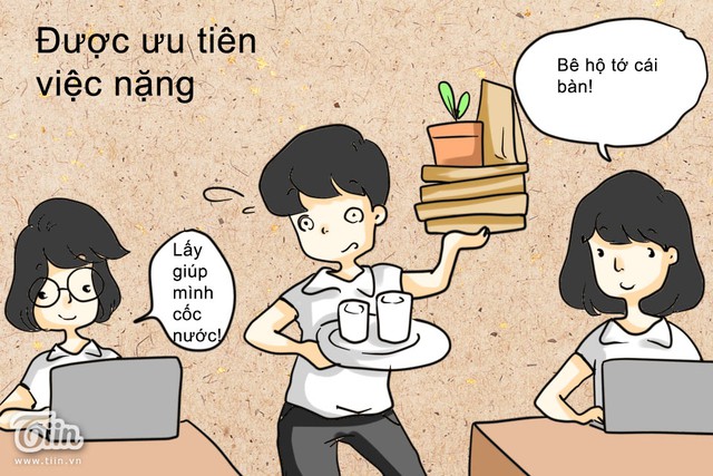 
Không những thế, đàn ông con trai còn được ưu tiên việc nặng. Có lẽ vì vậy mà họ được gọi là phái mạnh chăng?
