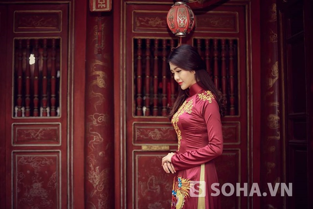 Những hình ảnh của Minh Phương trong tà áo dài khiến người xem không khỏi xao xuyến.