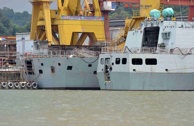 Trước đó, Trung Quốc cũng từng cải tiến tàu hộ vệ tên lửa Type-056 với thiết bị thủy âm kéo dây phía sau đuôi tàu.