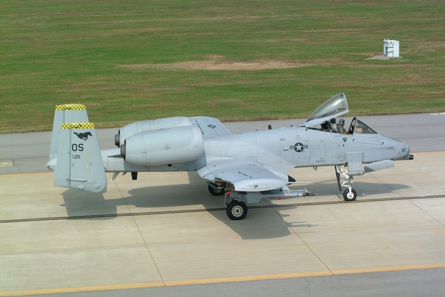 
OA-10A - Phiên bản này không khác gì chiếc A-10A
