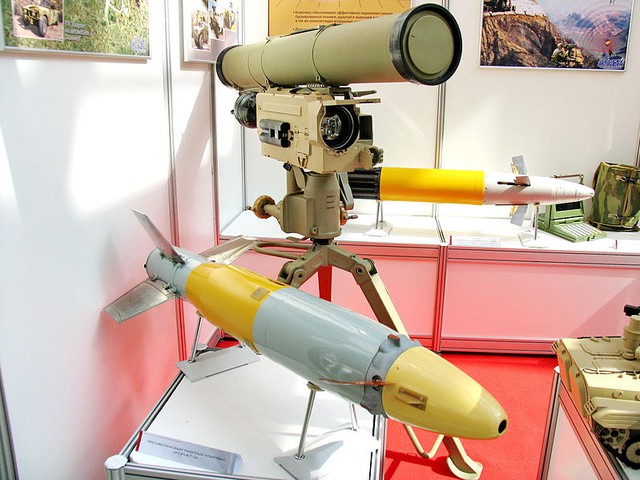 Tên lửa 9M133 Kornet và cơ cấu phóng