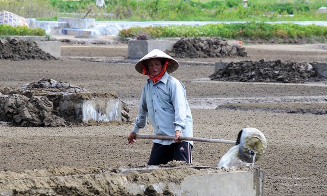 Cả làng, nắng nóng, đạt đỉnh, Hà Tĩnh, diêm dân