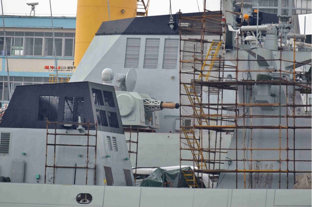 Type-1130 là hệ thống CIWS thế hệ thứ 3 do Trung Quốc chế tạo. Hệ thống này vẫn sử dụng pháo 30mm tương tự như Type-730 nhưng ở Type-1130 số nòng pháo được tăng lên 11 nòng giúp nó có thể bắn với tốc độ tối đa 10.000 phát/phút.