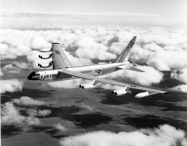 
B-52C/RB-52C
