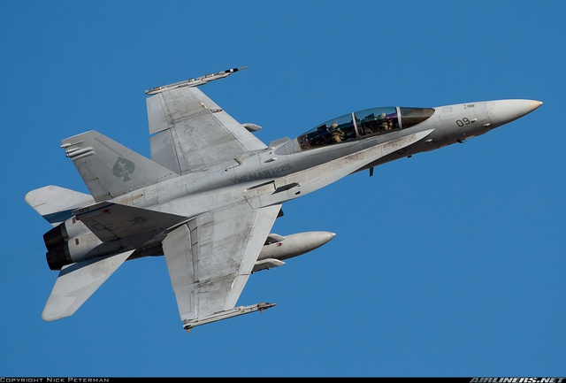 F/A-18D của phi đội VMFA-225 (Thủy quân Lục chiến Mỹ)