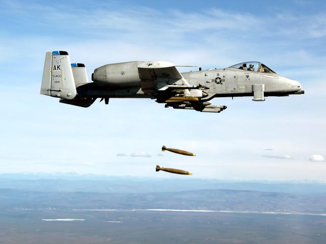 
A-10A - Thế hệ sản xuất hàng loạt đầu tiên của Lợn rừng A-10
