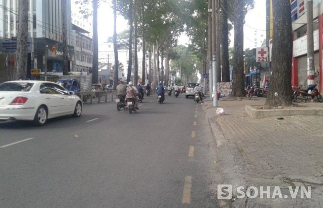 Đoạn đường Nguyễn Thị Minh Khai nơi Việt định bỏ chạy thì đôi vợ chồng trẻ truy hô người dân dữ lại.