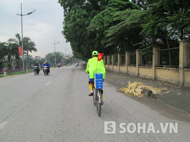 Để thực hiện được chuyến đi xuyên Việt bằng xe đạp dự kiến dài hơn 2000km này, anh Thi đã phải chuẩn bị từ tháng 12/2014.