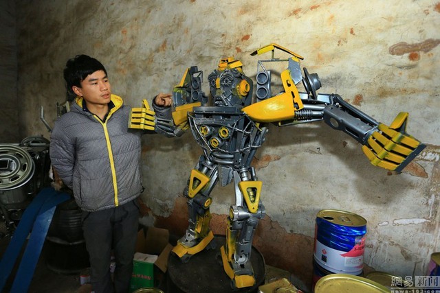 Tuỳ theo yêu cầu của khách hàng để sản xuất Robot có kích cỡ khác nhau.