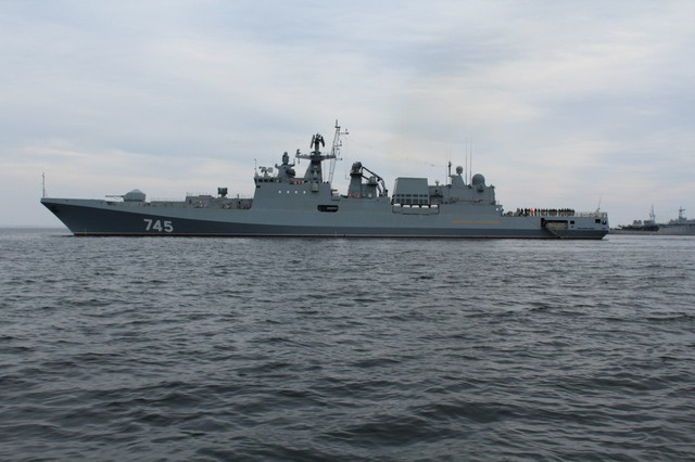 Tàu Admiral Grigorovich, khinh hạm đầu tiên thuộc đề án 11356 của Hải quân Nga.