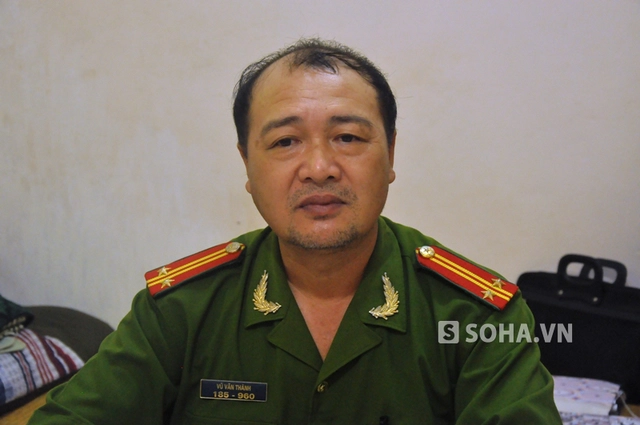 
Trung tá Vũ Văn Thành – Đội phó đội điều tra tổng hợp Công an huyện Lục Ngạn, tỉnh Bắc Giang.

