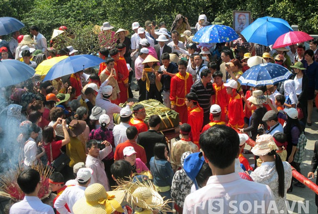 Đây là dịp để người dân tri ân người Mẹ Việt Nam đã có công sinh thành, dưỡng dục 3 người con ưu tú của dân tộc là ông Nguyễn Sinh Khiêm, bà Nguyễn Thị Thanh và Chủ tịch Hồ Chí Minh.