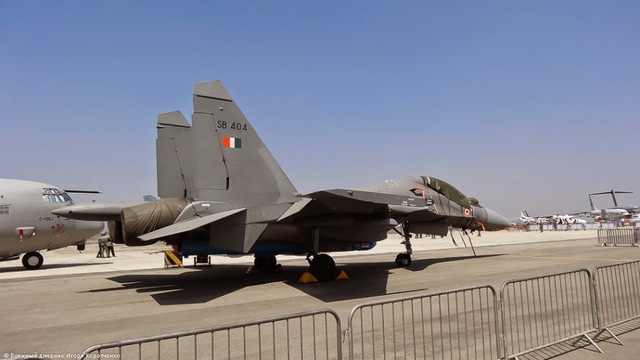 Siêu tiêm kích Su-30MKI với tên lửa siêu thanh BrahMos tại Aero-India 2015.