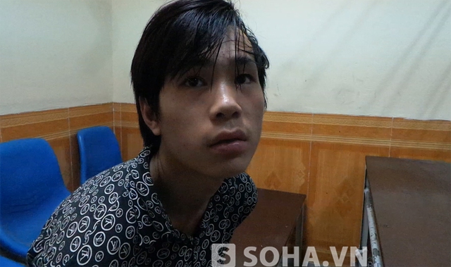 Tại cơ quan công an phường Ngọc Khánh, đối tượng được làm rõ là Bùi Văn Huy, sinh năm 1998, quê Đà Bắc, Hòa Bình.