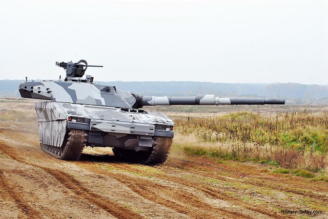 CV90120-T có hỏa lực tương đương với những xe tăng chiến đấu chủ lực hiện đại nhất.