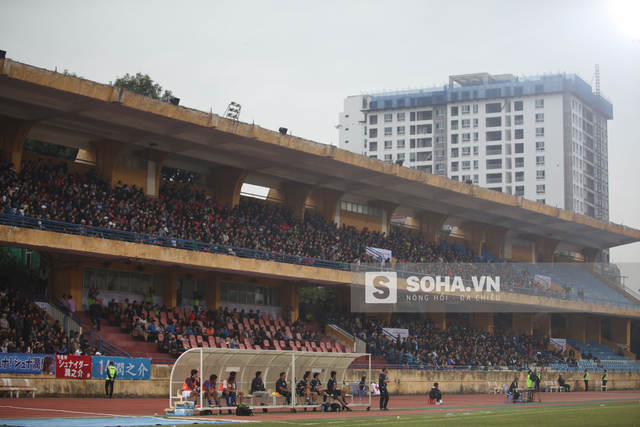 
Khán giả đến sân đã ít hơn so với trận đấu đầu tiên của U23 Việt Nam.

