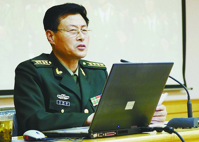 Cựu đại tá quân đội Lưu Minh Phúc - nhân vật diều hâu tiêu biểu của Trung Quốc.