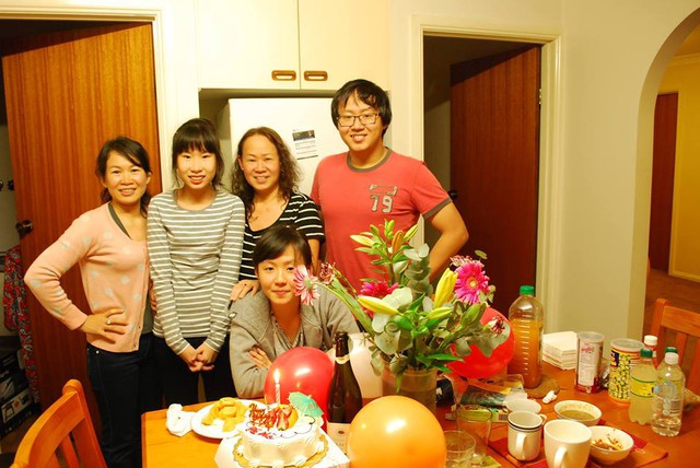 
Đỗ Lâm Hoàng cùng mẹ và gia đình
