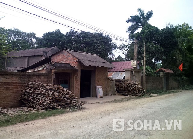 Căn nhà của vợ chồng ông Hinh, nơi xảy ra sự việc đáng tiếc