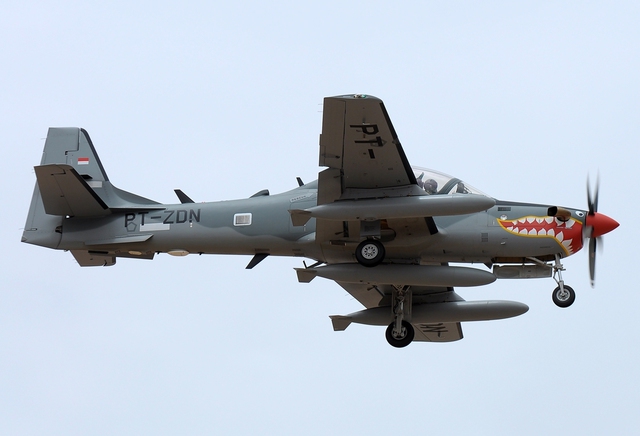 
Máy bay huấn luyện sơ cấp kiêm tấn công hạng nhẹ A-29 Super Tucano của Embraer trong biên chế không quân Indonesia.
