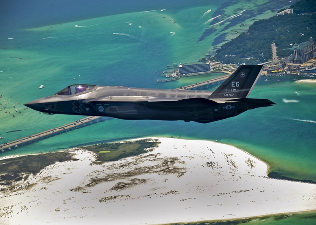 
Tiêm kích tàng hình thế hệ 5 F-35
