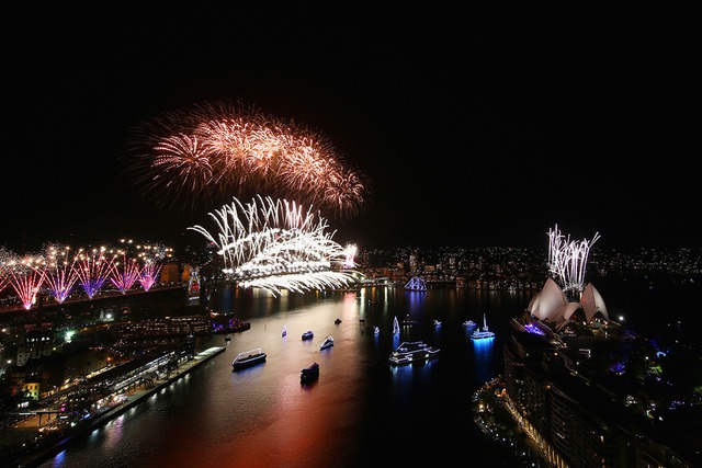 
Pháo hoa rực rỡ ở cảng Sydney. Ảnh: Getty Images
