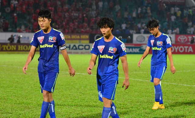 Công Phượng gặp khó tại V-League