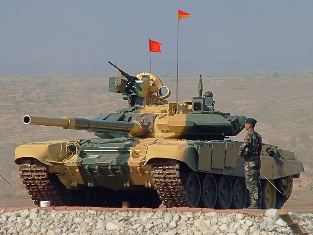 Xe tăng chủ lực T-90 của Ấn Độ