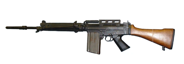 Súng trường FN FAL của Bỉ.