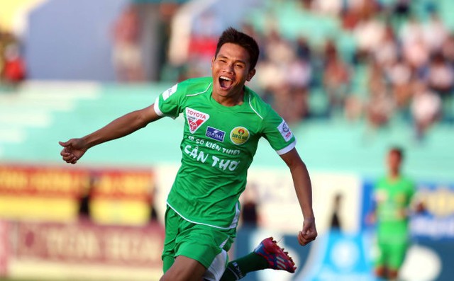 Văn Thắng đã thi đấu rất ấn tượng tại V-League 2015. Ảnh: Tuổi trẻ