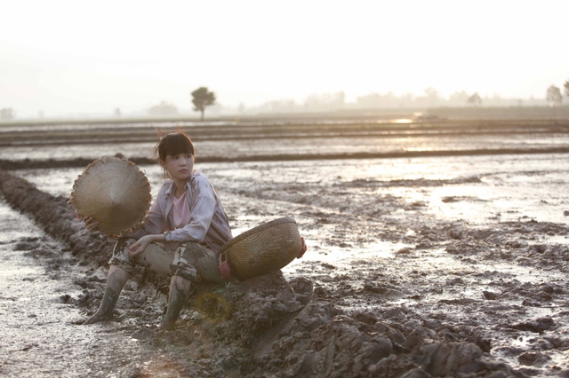 Điều này đã xoá bỏ suy nghĩ phim chủ yếu để khoe khoang cuộc sống xa hoa và nhan sắc của nữ hoàng nội y.