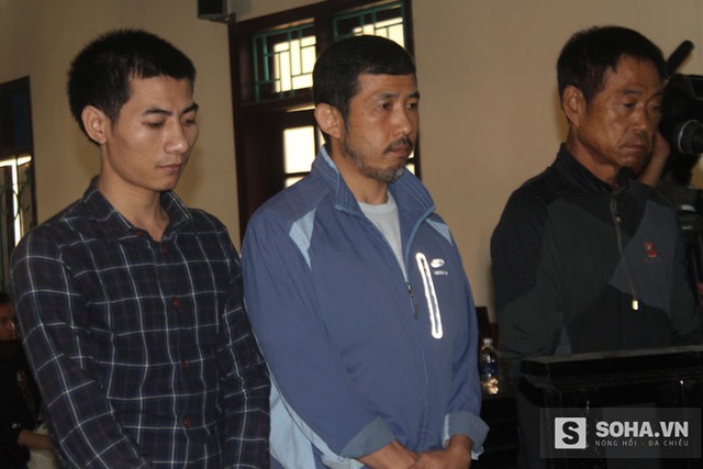 
3 trong số 4 bị cáo (2 người quốc tịch Hàn Quốc) có mặt tại phiên tòa.
