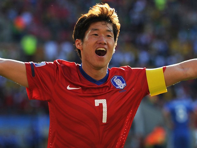 Park Ji Sung gắn liền với áo số 7.