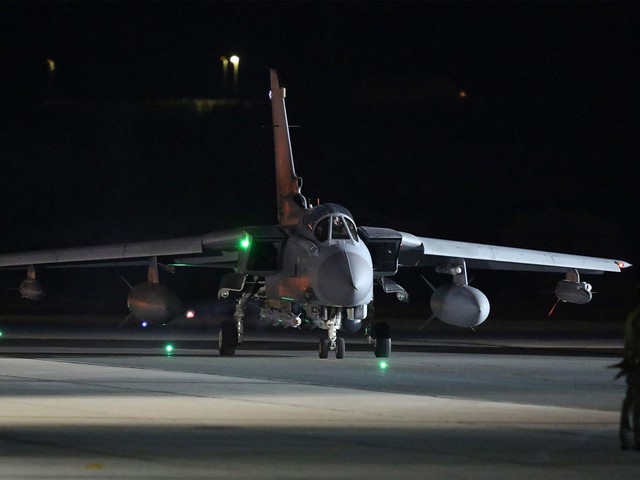 
Không quân Hoàng gia Anh bắt đầu không kích IS tại Syria từ 3/12. Ảnh: Getty Images
