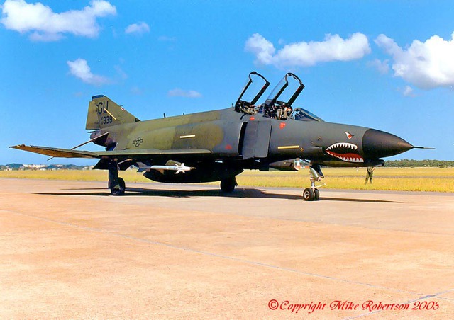 
Tiêm kích F-4E Phantom II nổi tiếng trong Chiến tranh Việt Nam
