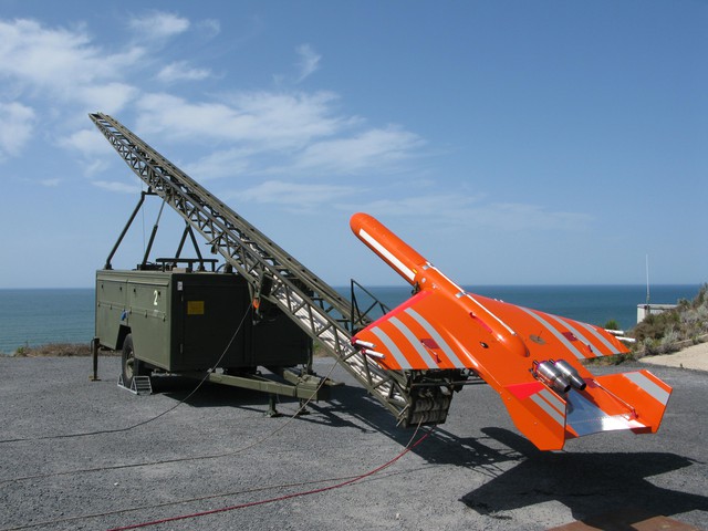 Hệ thống muc tiêu bay không người lái SCRAB II đặc biệt thích hợp với bắn đạn thật S-300PMU1