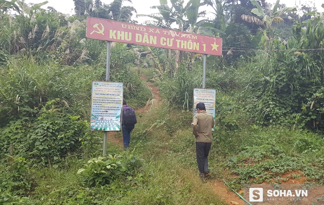 
Quá sợ hãi trước chuyện ma quái, cả thôn Măng Dí đã chuyển đi nơi khác.
