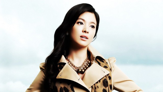 Nữ diễn viên xinh đẹp Song Hye-kyo